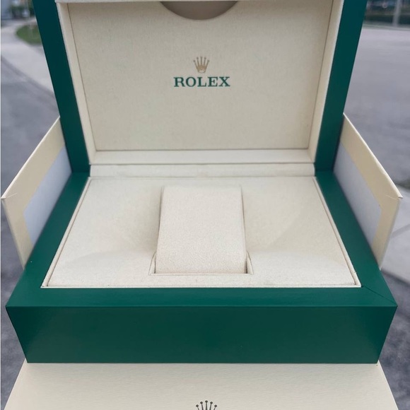 Rolex box green new medium watch box - Picture 6 of 7